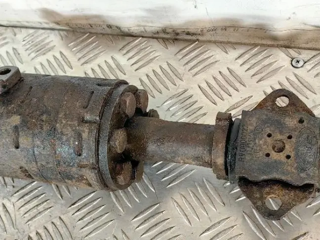 Стабилизатор задний Range Rover Sport L320 3.6