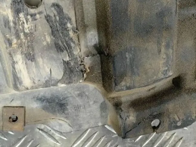 Защита пыльник радиатора Range Rover L322 02-12