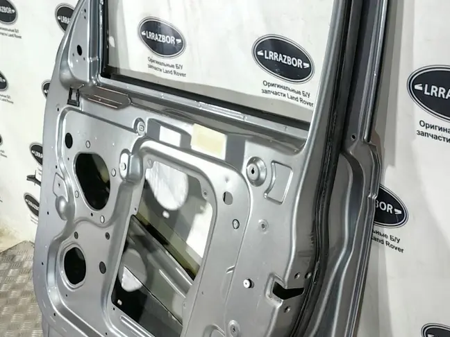 Дверь передняя правая Range Rover Sport L320