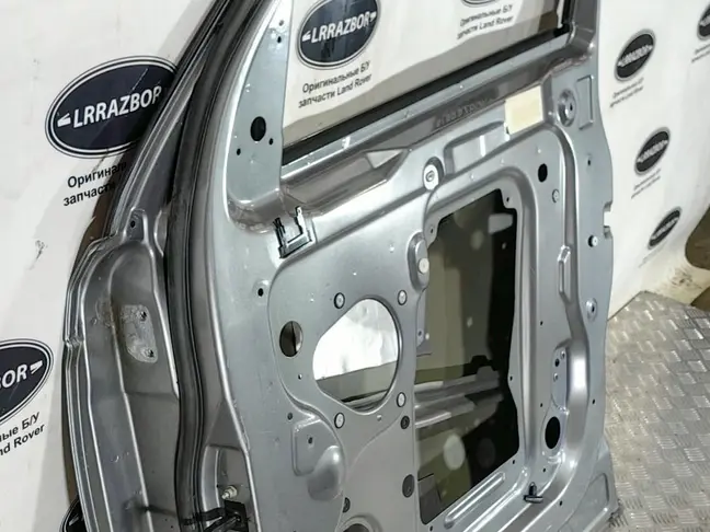 Дверь передняя правая Range Rover Sport L320