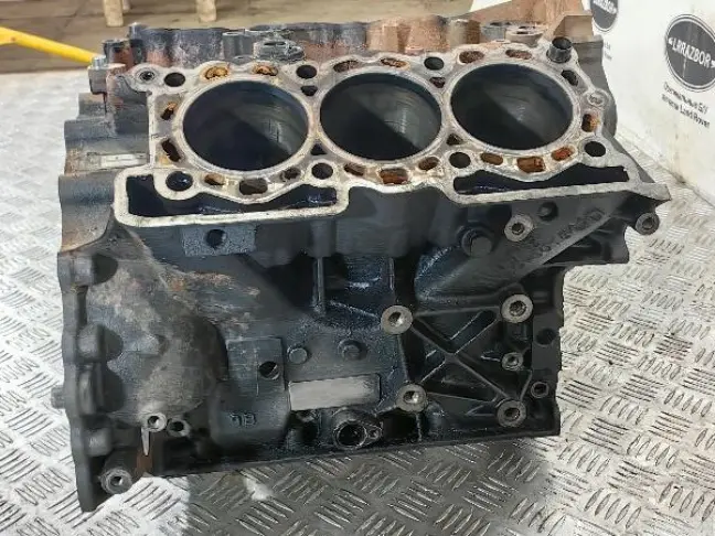 Блок цилиндров голый Land Rover DISCOVERY 4 3.0