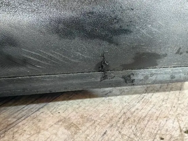 Молдинг двери задний левый  Range Rover Sport 320