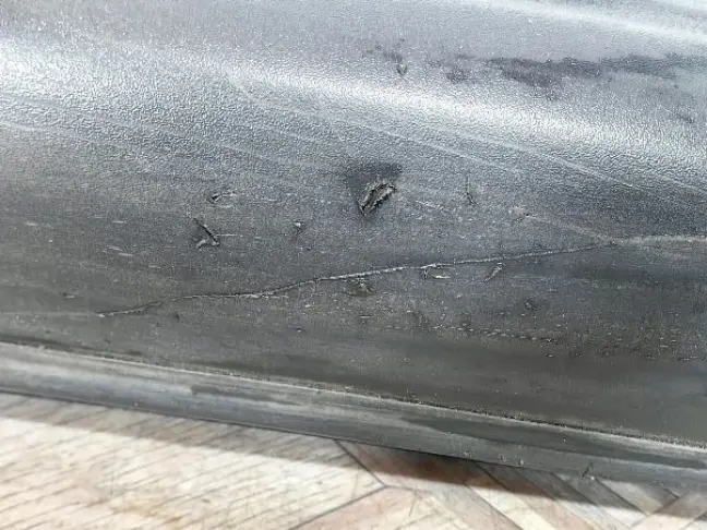 Молдинг двери задний левый  Range Rover Sport 320