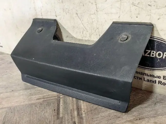 Заглушка бампера для Land Rover Sport L320 09-13