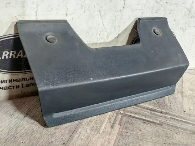 Заглушка бампера для Land Rover Sport L320 09-13