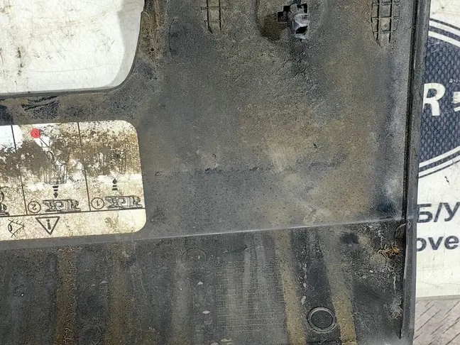 Заглушка бампера для Land Rover Sport L320 09-13