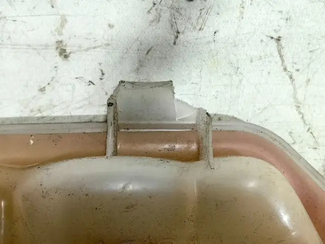 Бачок расширительный Range Rover Sport L320