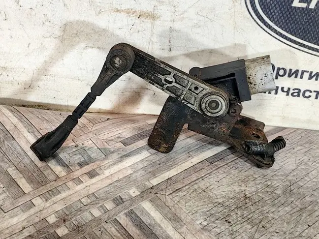 Датчик положения кузова передний RRS L320 рест