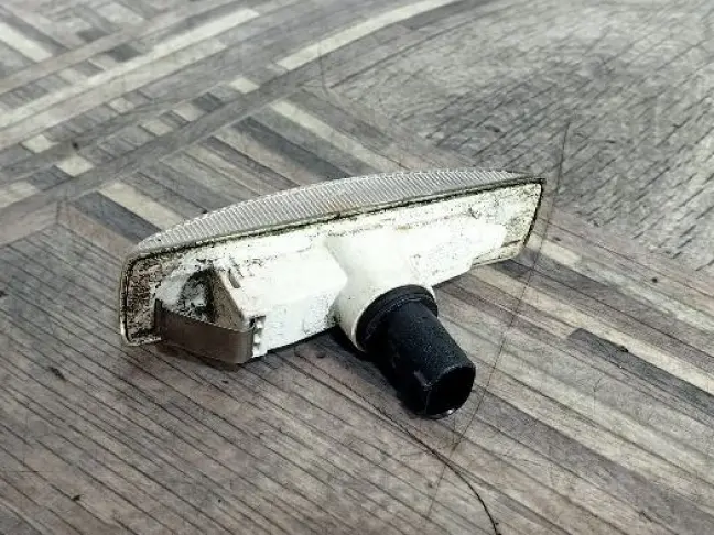 Поворотник белый Land Rover Freelander 2 2.2