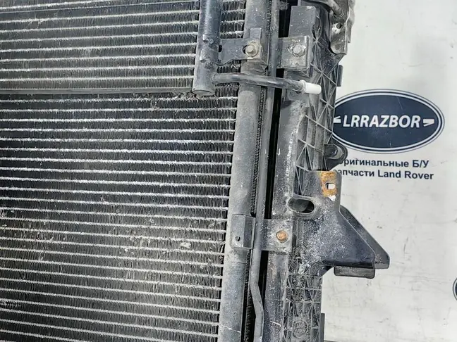 Кассета радиаторов в сборе DISCOVERY 4 L319 09-14