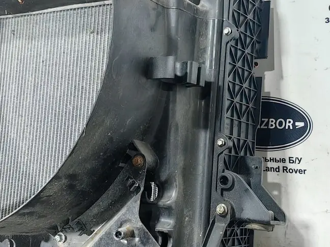 Кассета радиаторов в сборе DISCOVERY 4 L319 09-14