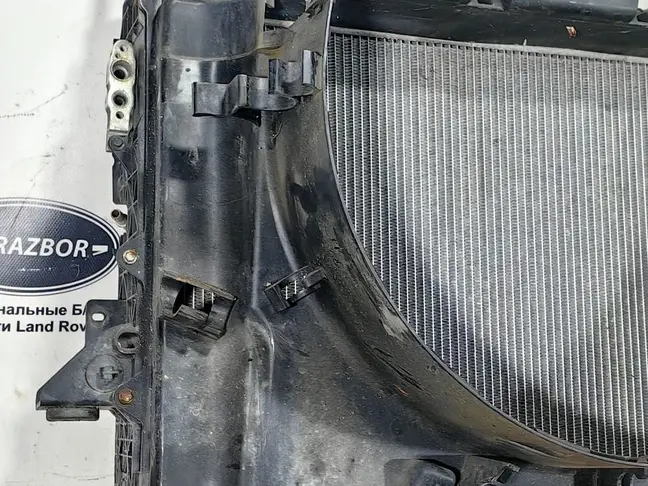 Кассета радиаторов в сборе DISCOVERY 4 L319 09-14