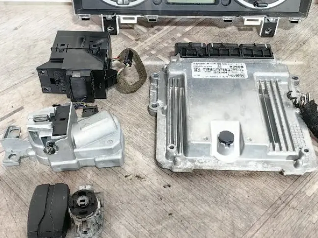 Блоки комплект Land Rover Freelander 2 2.2