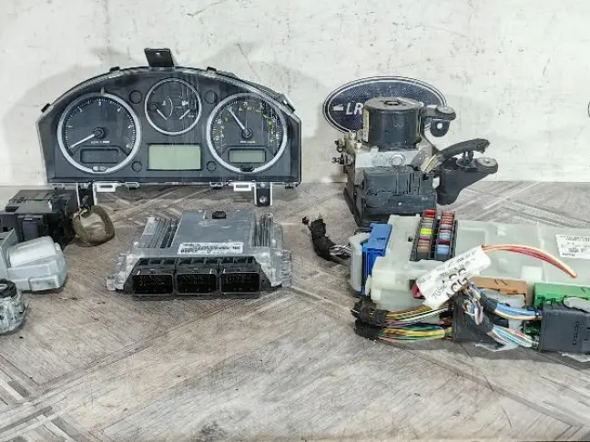 Блоки комплект Land Rover Freelander 2 2.2