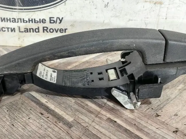 Ручка задняя левая Land Rover Freelander 2 L359