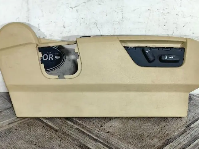 Накладка сиденья Land Rover Freelander 2 2.2 L359