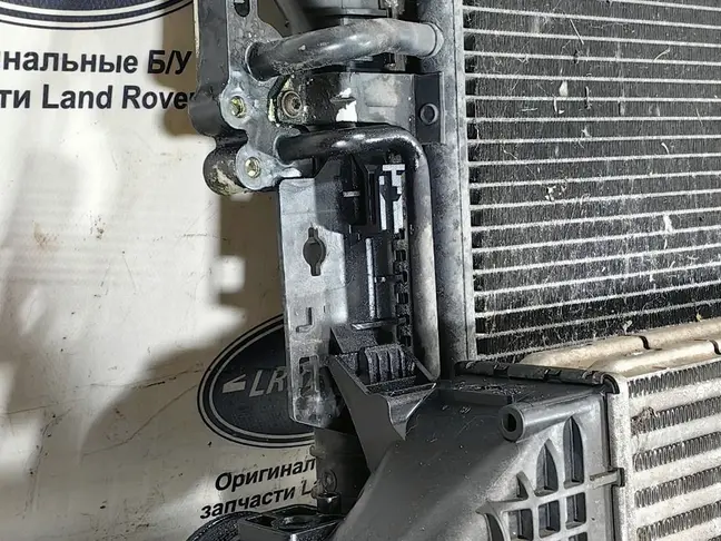 Кассета радиаторов Land Rover Freelander 2 2.2