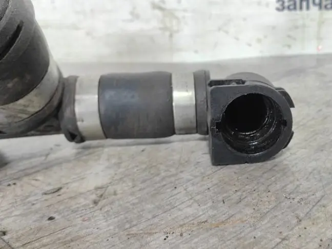 Патрубок системы охлаждения Range Rover L322 02-06