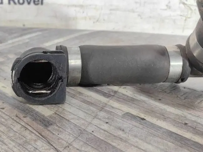 Патрубок системы охлаждения Range Rover L322 02-06