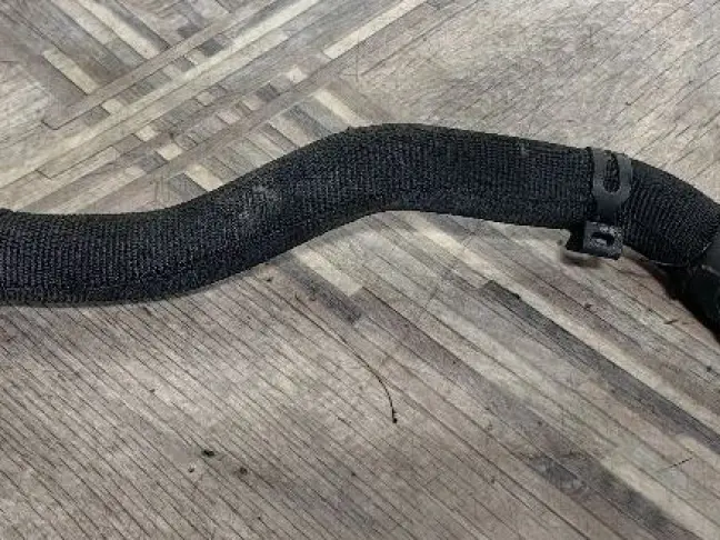 Патрубок охлаждения Land Rover Freelander 2 2.2