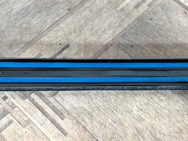 Молдинг крыши правый DISCOVERY 3 L319 05-09