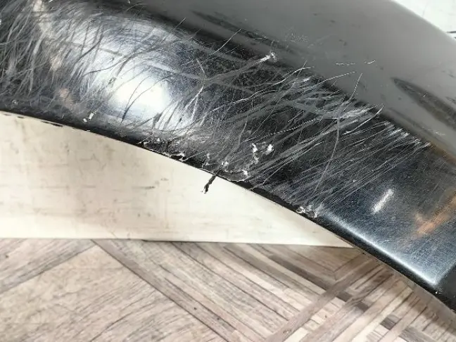 Молдинг заднего крыла левого DISCOVERY 3 L319