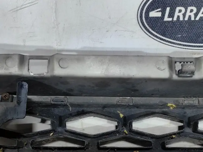 Решетка радиатора  DISCOVERY 4 L319 3.0