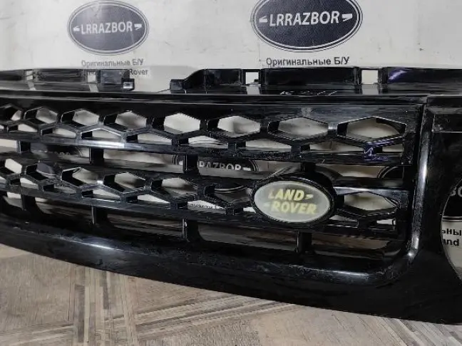 Решетка радиатора  DISCOVERY 4 L319 3.0
