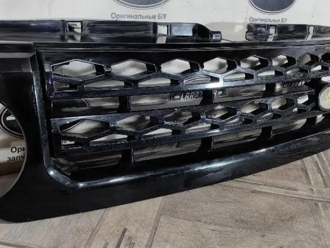 Решетка радиатора  DISCOVERY 4 L319 3.0