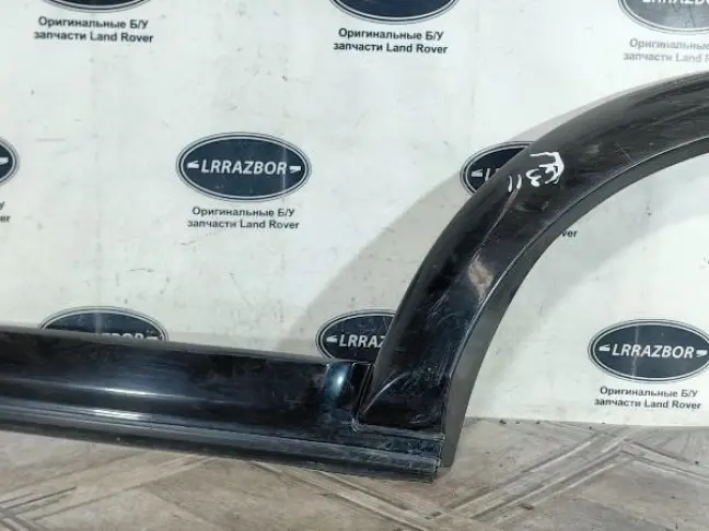 Молдинг двери задней левой DISCOVERY 3 L319 05-09