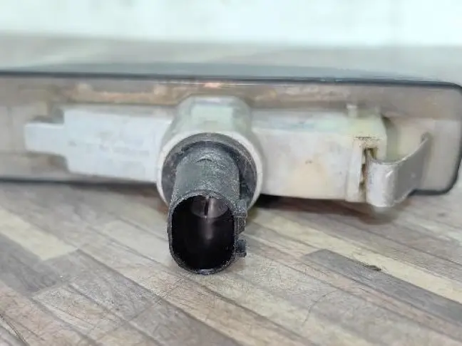 Указатель поворота Land Rover DISCOVERY 3/4 L319