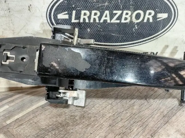 Ручка двери задняя левая DISCOVERY 3 L319 05-09