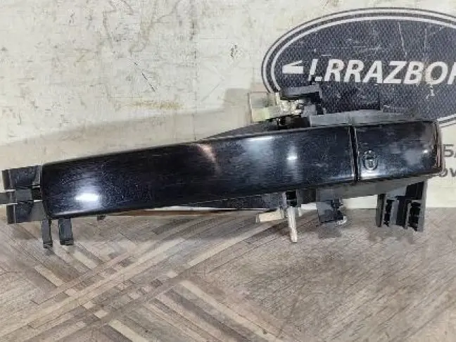 Ручка двери передней левой DISCOVERY 3 L319 05-09