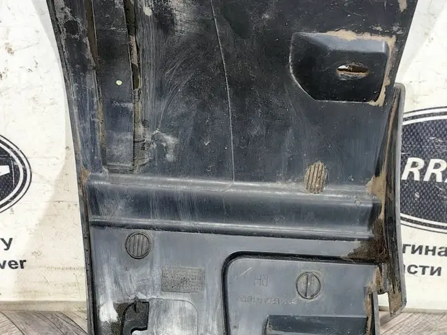 Молдинг переднего правого крыла DISCOVERY 3/4 L319