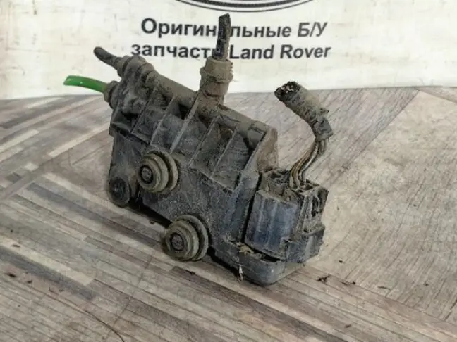 Блок клапанов задний DISCOVERY 3/4 L319 05-15