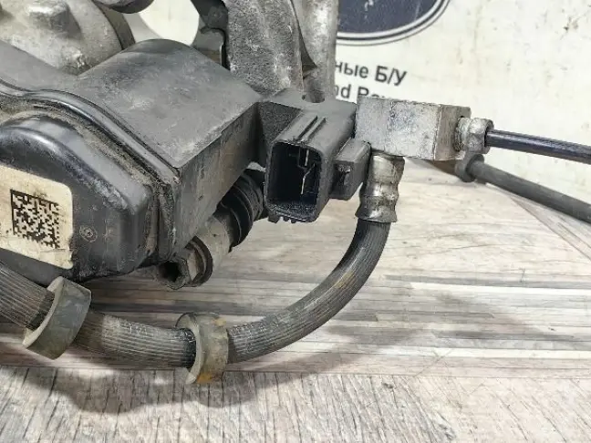 Суппорт задний правый Range Rover L494 306DT 3.0