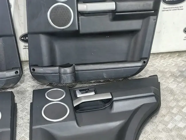 Дверные карты комплект DISCOVERY 3 L319 05-09