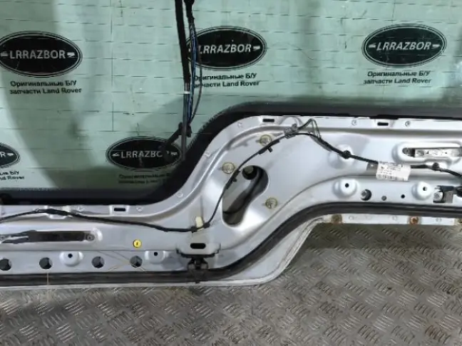 Крышка багажника Land Rover DISCOVERY 3/4 L319