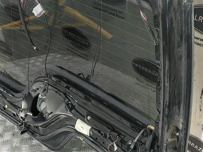 Крышка багажника Land Rover DISCOVERY 3/4 L319