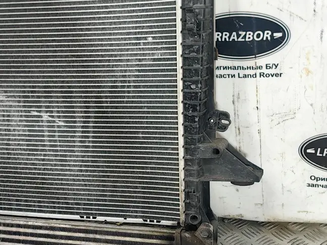 Кассета радиаторов в сборе DISCOVERY 3 L319 05-09