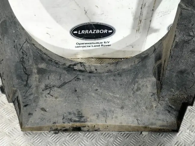 Диффузор вентилятора DISCOVERY 3 L319 05-09