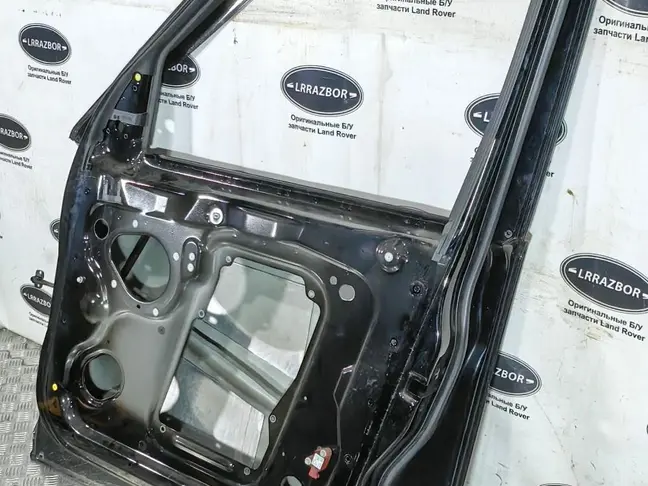 Дверь передняя правая DISCOVERY 3/4 L319 05-14