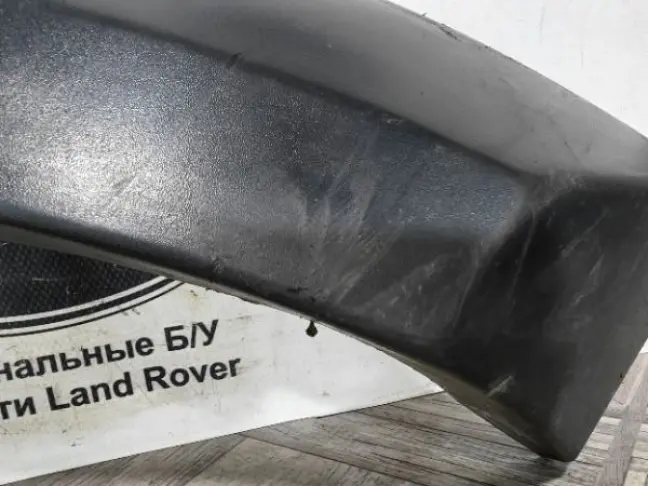 Молдинг заднего крыла левого DISCOVERY 3 L319
