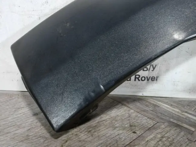 Молдинг заднего крыла левого DISCOVERY 3 L319