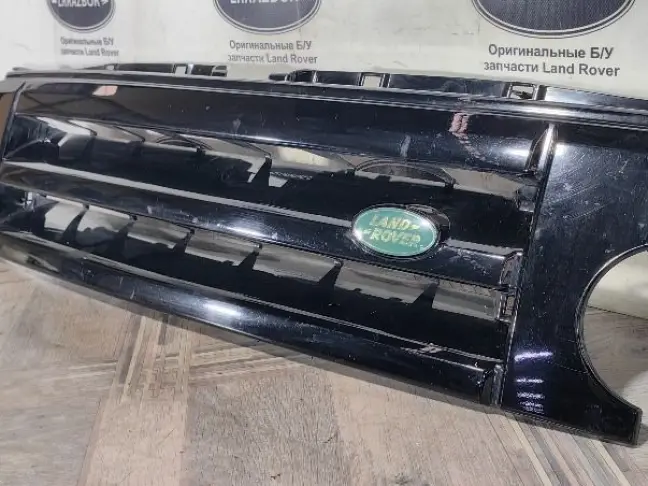 Решетка радиатора Land Rover DISCOVERY 3 L319