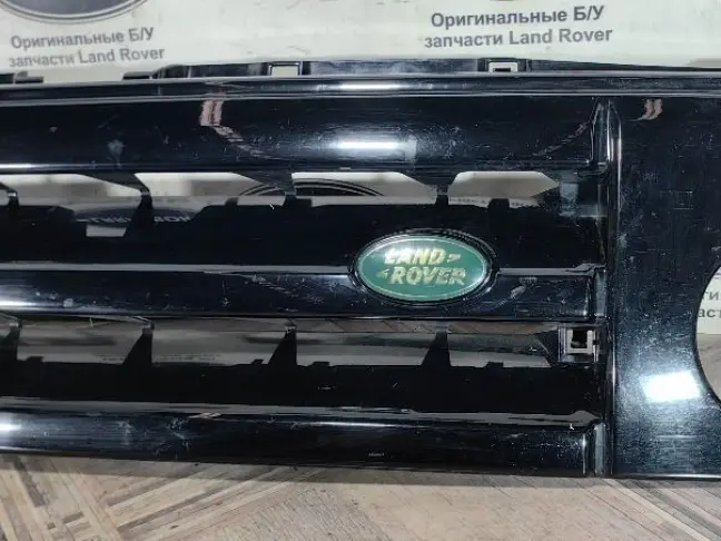 Решетка радиатора Land Rover DISCOVERY 3 L319