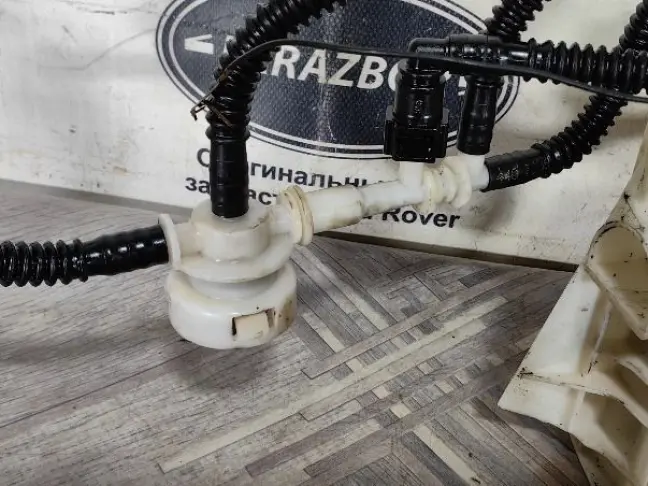 Топливный насос в бак DISCOVERY 3 L319 2.7 276DT