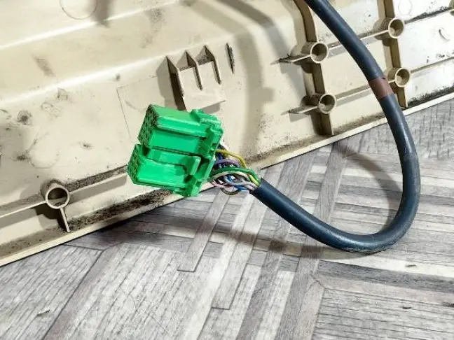 Накладка сидения правая Sport L320 05-09