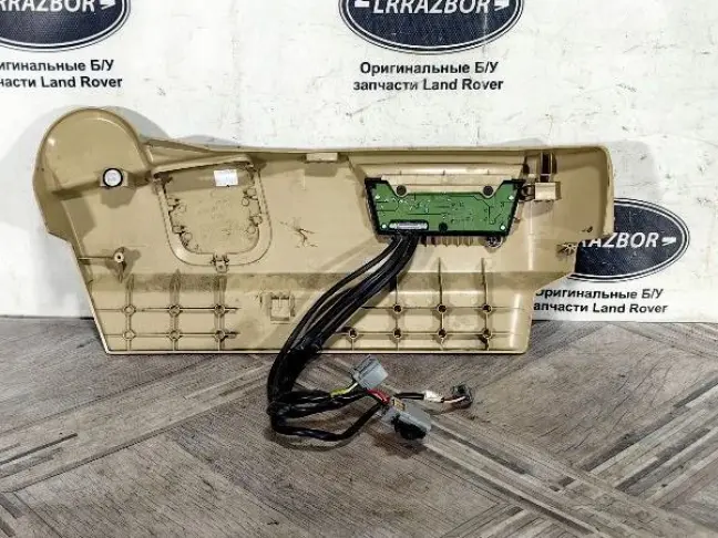 Накладка сидения левая DISCOVERY 3 L319 05-09