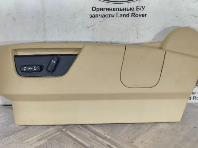 Накладка сидения левая DISCOVERY 3 L319 05-09